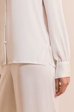 Chemise de pyjama satin&eacute;e;${refinementColor}