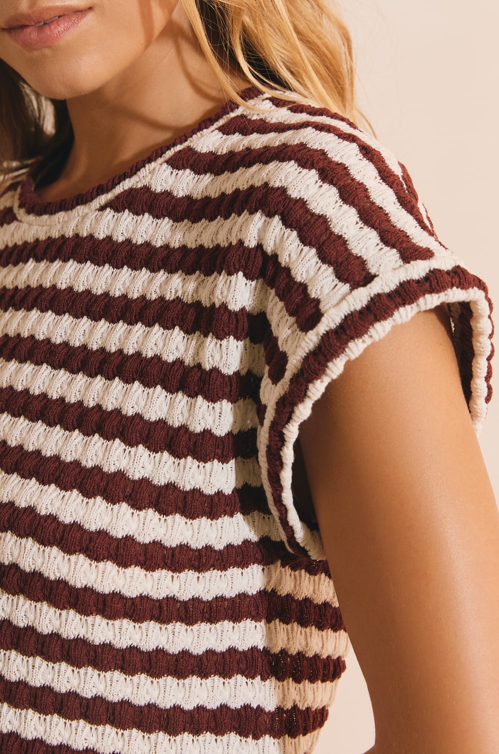T-shirt with cotton;${refinementColor}