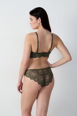 Bra No. 8 - The Wireless Triangle Bra;${refinementColor}