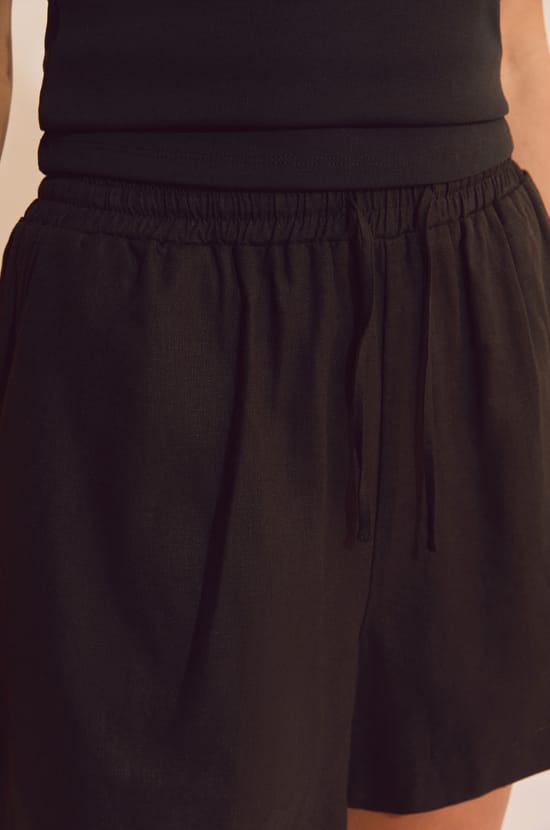 Short &eacute;lastiqu&eacute; avec lin;${refinementColor}