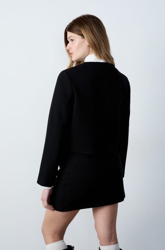 Chaqueta abotonada;${refinementColor}