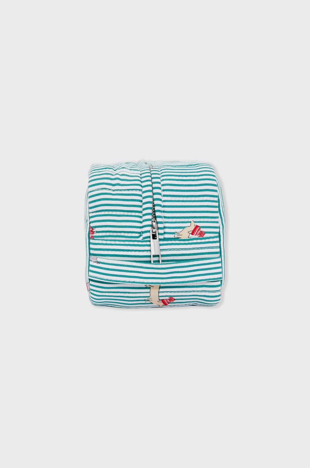 Quilted Patterned Pouch;${refinementColor}