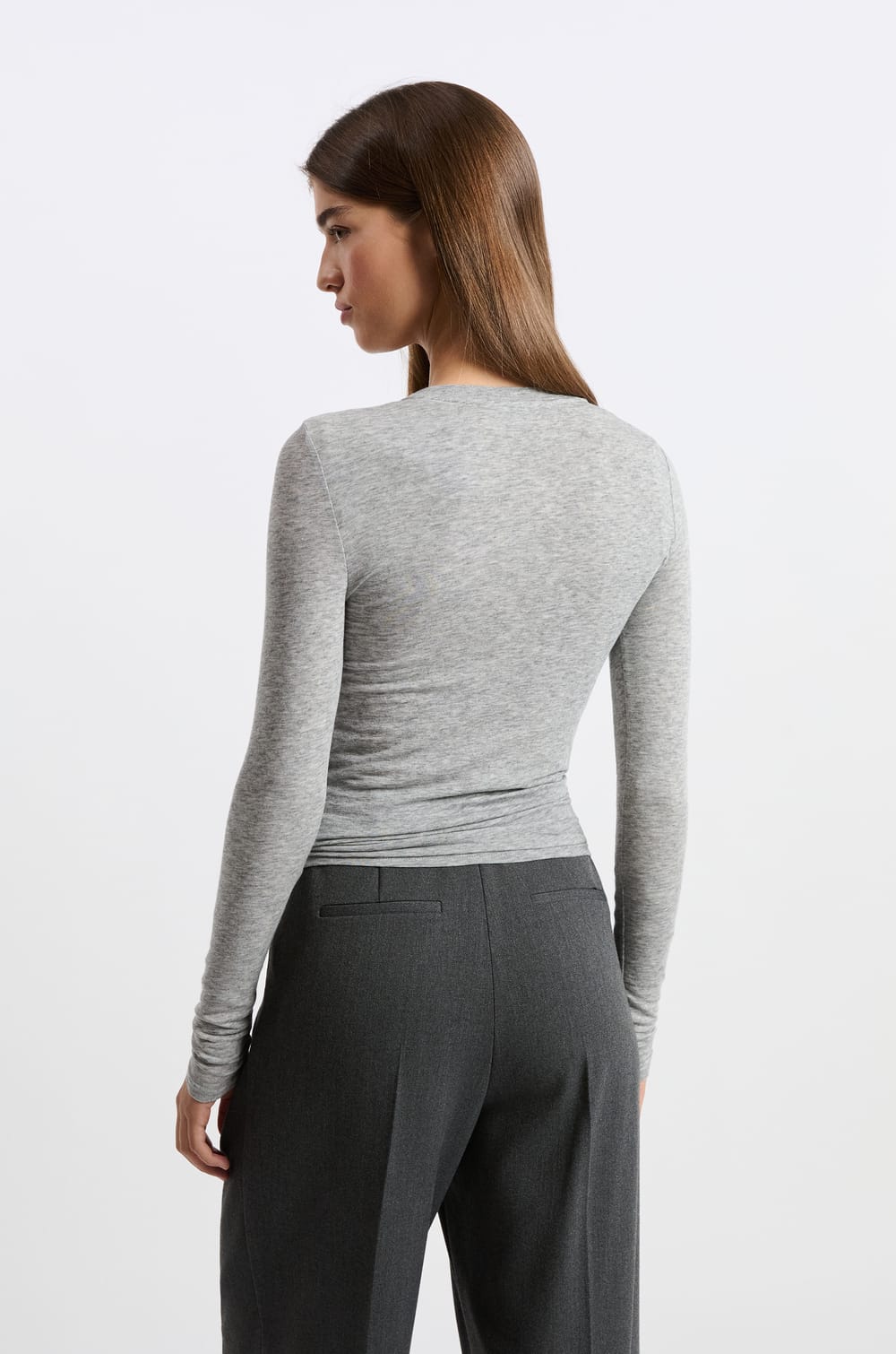 Round neck t-shirt with wool;${refinementColor}