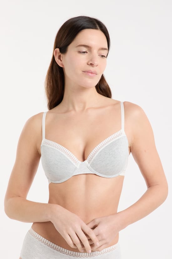 Bra N.4 - Copa fina con aros;${refinementColor}