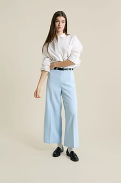 Pantalon cropped;${refinementColor}