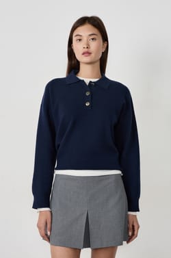Polo manches longues à boutons;${refinementColor}