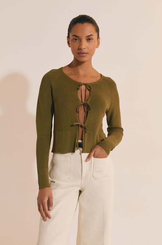 Cardigan &agrave; manches longues avec d&eacute;tails n&oelig;uds;${refinementColor}