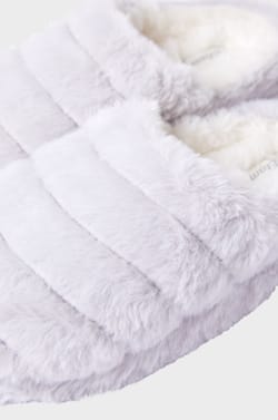 Chaussons mules en fausse fourrure;${refinementColor}