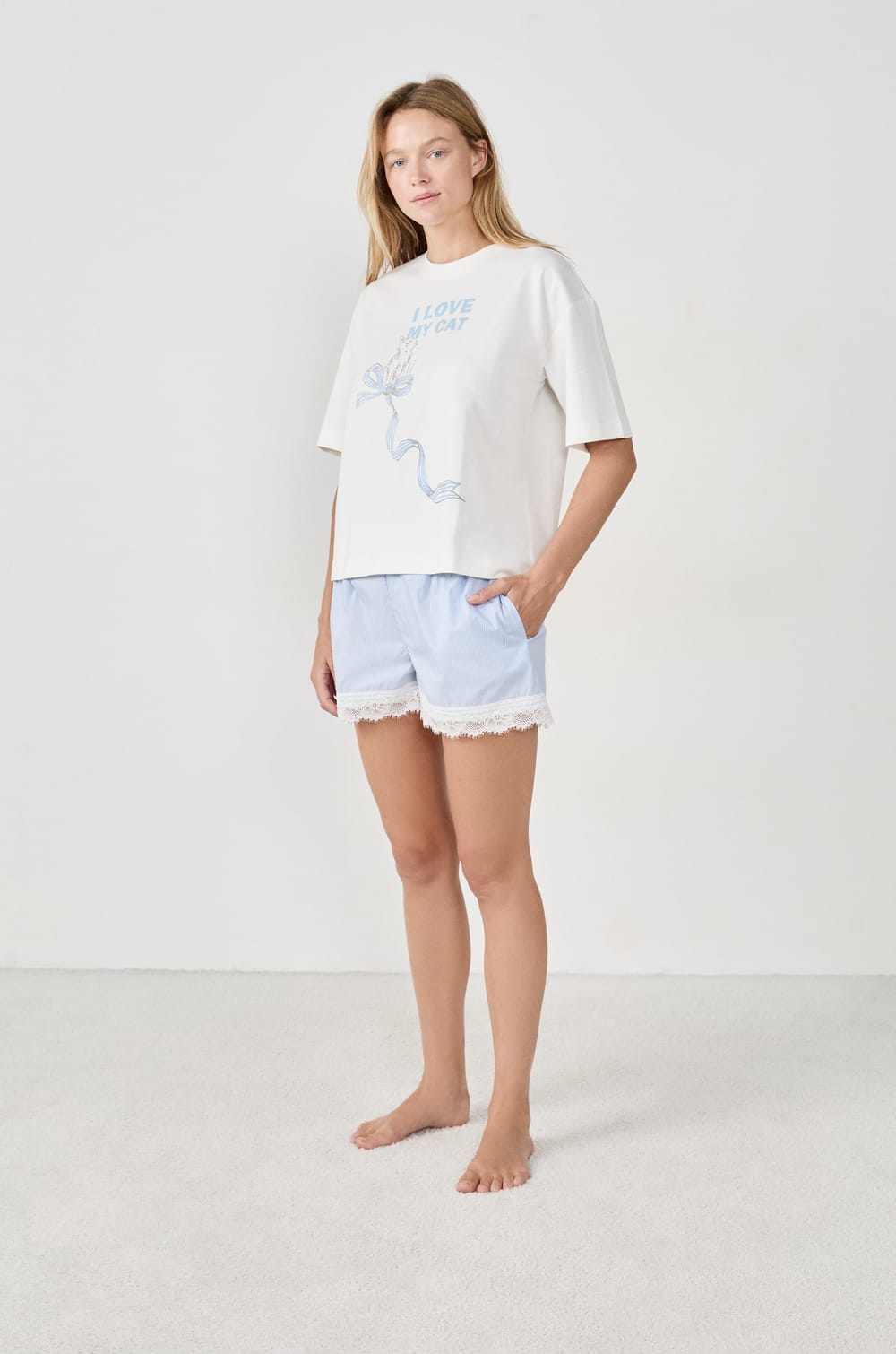 Pyjama T-shirt met print;${refinementColor}