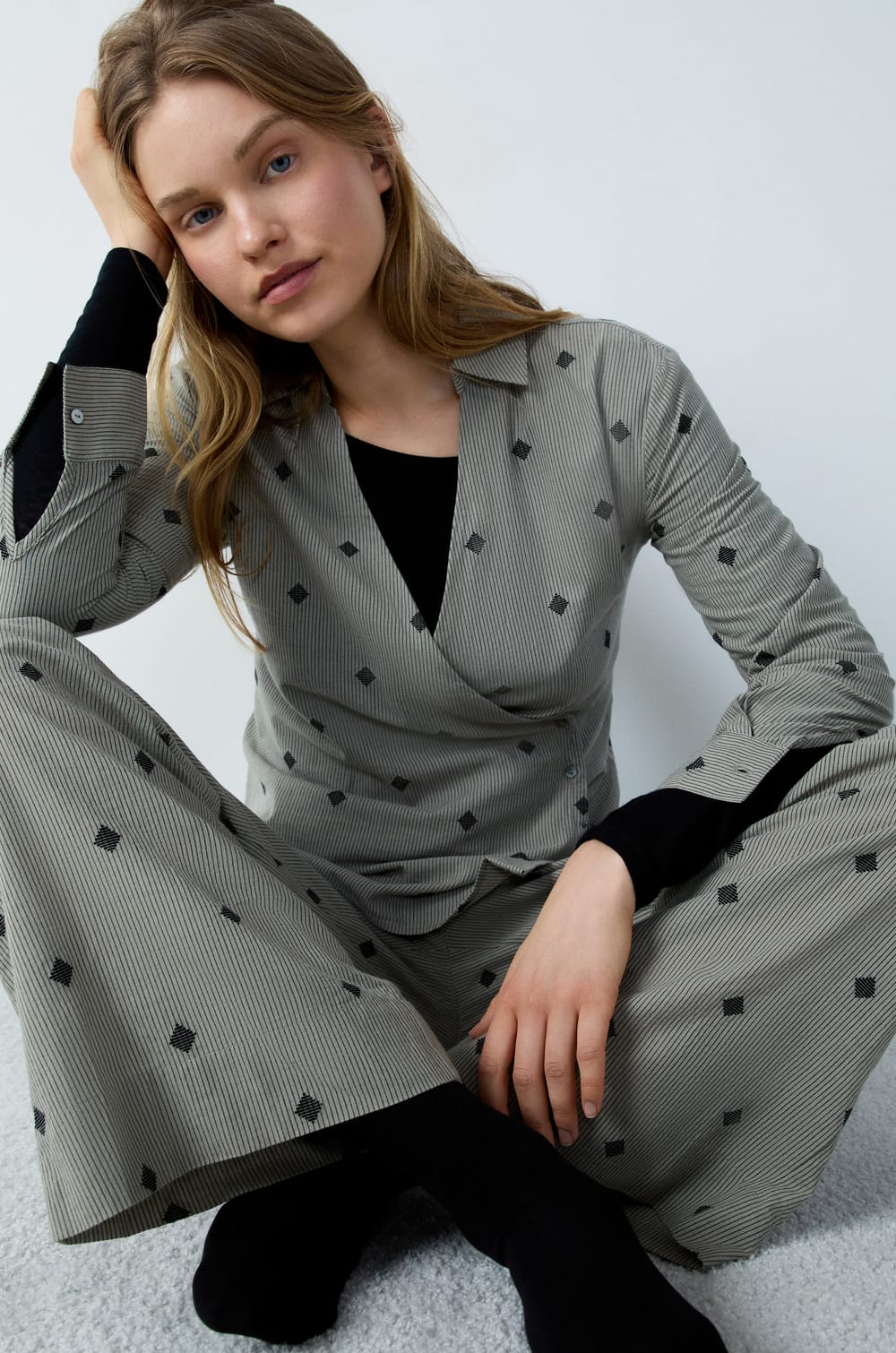 Embroidered striped cotton pyjama trousers;${refinementColor}