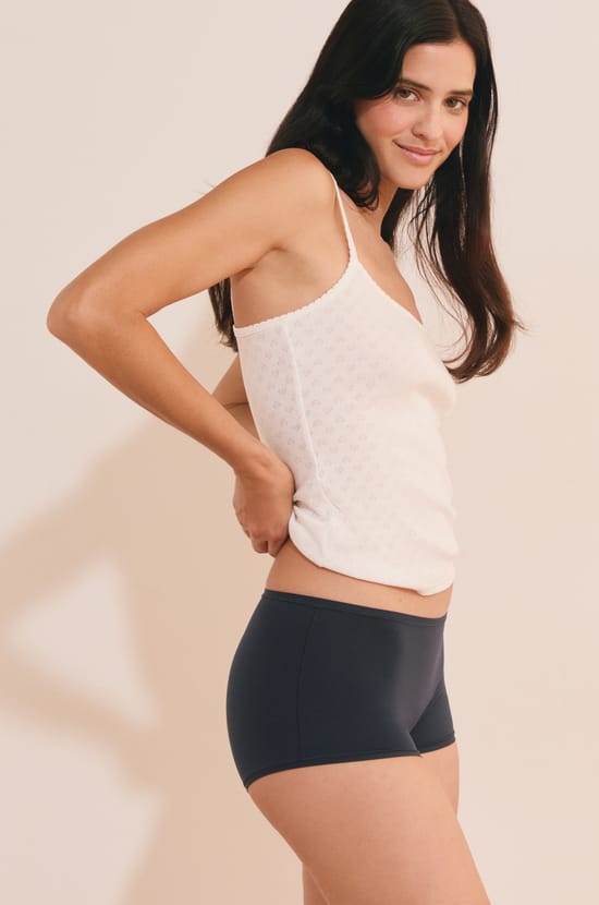 Shorty en microfibre;${refinementColor}