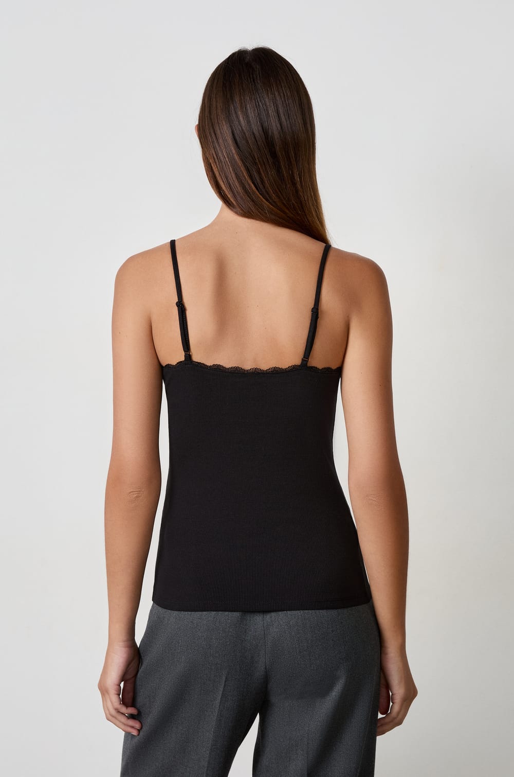 Top de tirantes delgados 100% algod&oacute;n;${refinementColor}