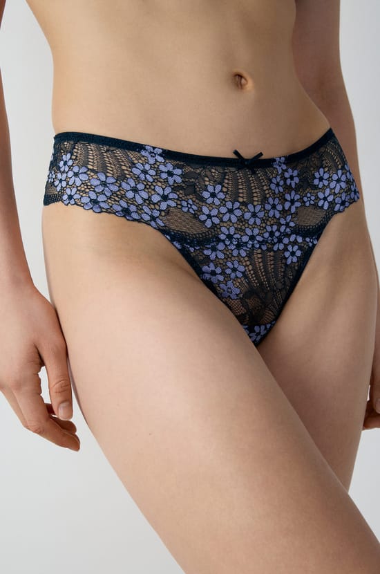 Lace Thong;${refinementColor}