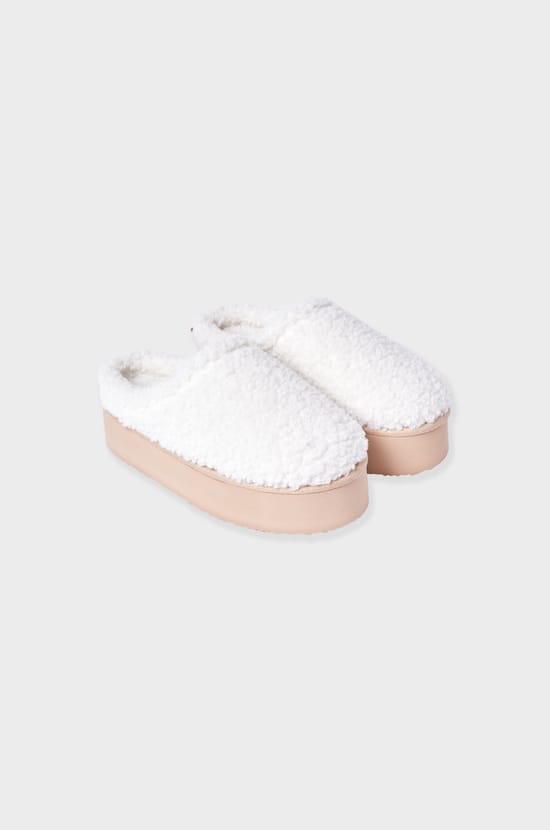 Chaussons mules en fausse fourrure;${refinementColor}