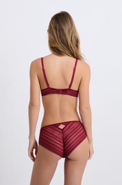 BH N.2 - Der Push-up-BH mit tiefem Dekolleté aus Spitze;${refinementColor}