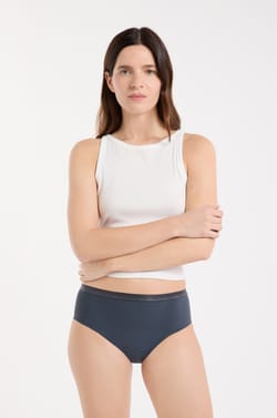 Heavy Flow - Period Brief;${refinementColor}