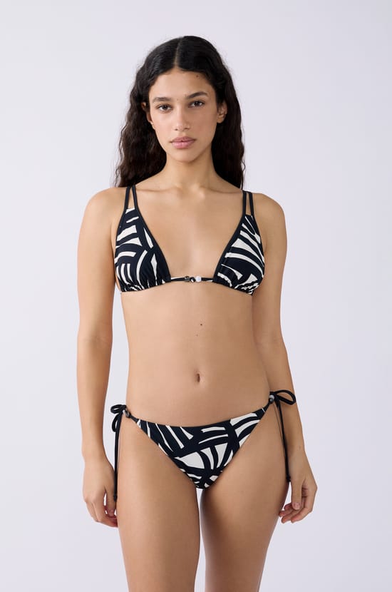 Triangle haut de maillot imprimé détail bijou;${refinementColor}