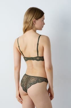 Bra No. 2 - Plunging Push-Up;${refinementColor}