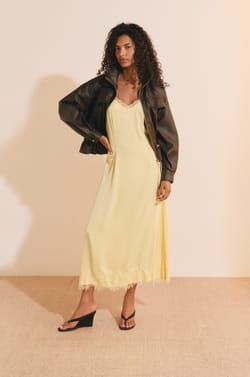 Blouson avec cordon &agrave; la taille;${refinementColor}
