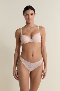 Krajkov&eacute; tanga;${refinementColor}