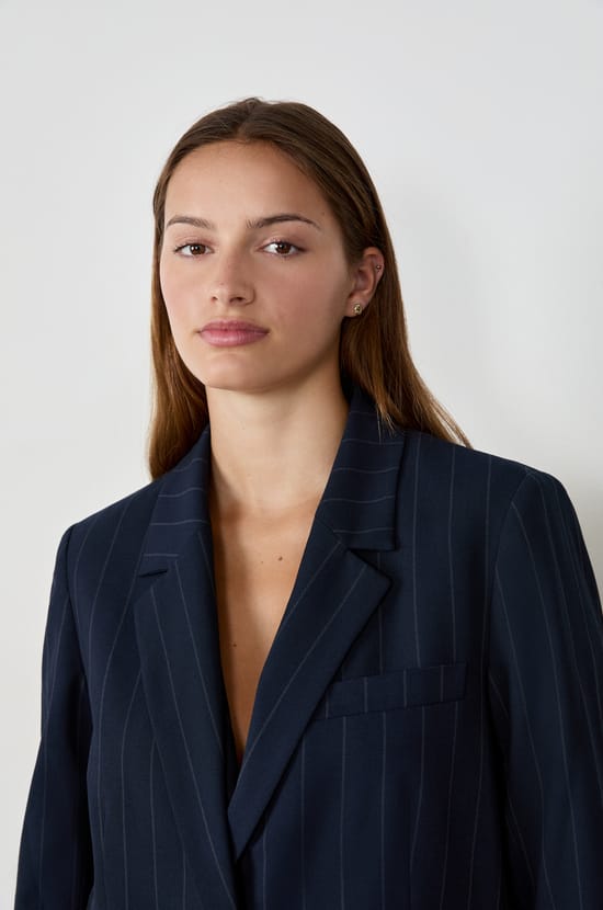 Veste blazer à rayures;${refinementColor}