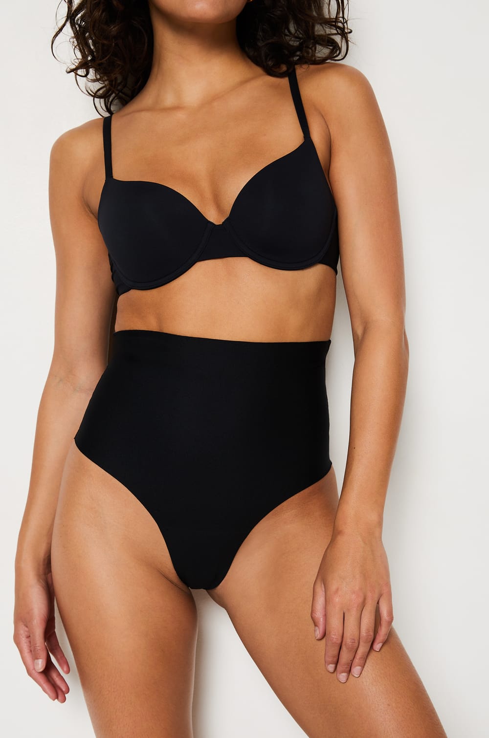 Shaping Thong - Strong Support;${refinementColor}