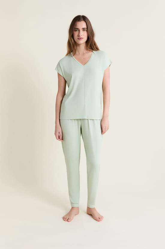 Camiseta de pijama de manga corta con cuello en V de modal;${refinementColor}