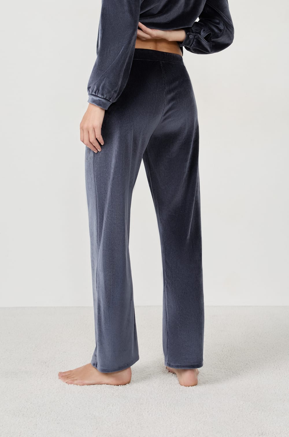 Velvet-Effect Pyjama Trousers;${refinementColor}