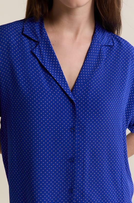 Koszula piżamowa z kr&oacute;tkimi rękawami w groszki;${refinementColor}