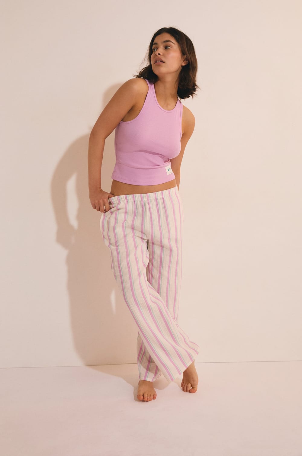 Pantal&oacute;n de pijama 7/8 a rayas de algod&oacute;n;${refinementColor}