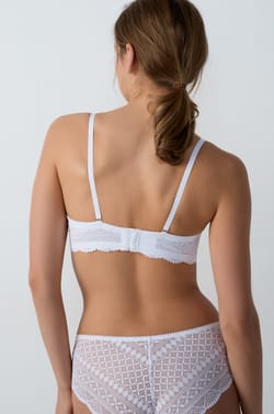 Strapless Push-Up Bra;${refinementColor}