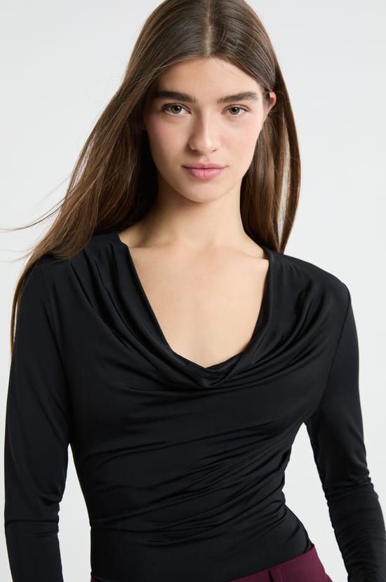 Long-sleeved T-shirt;${refinementColor}