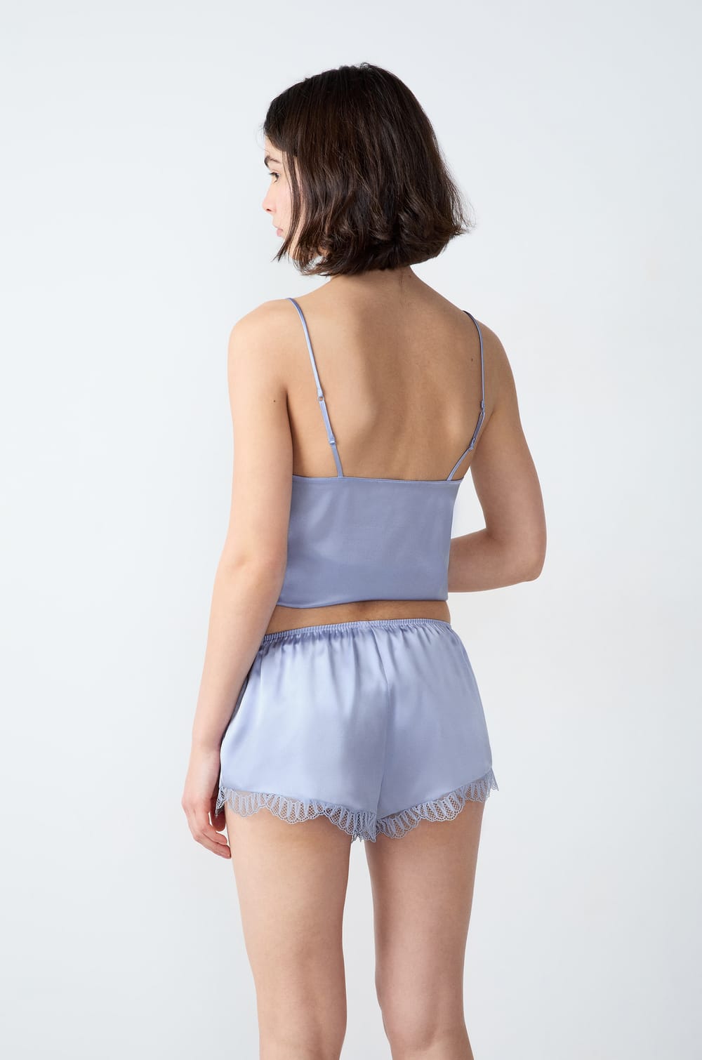Silk shorts with lace details;${refinementColor}