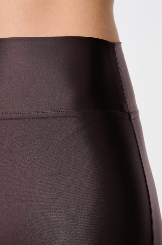 Legging ceinturé à la taille;${refinementColor}