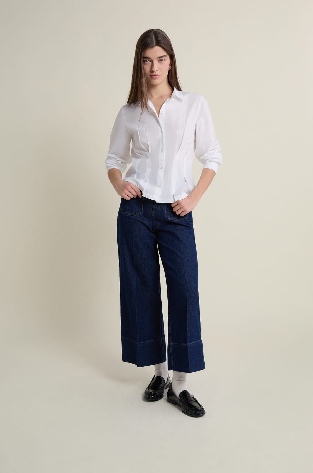 Chemise cintr&eacute;e &agrave; plis plats;${refinementColor}