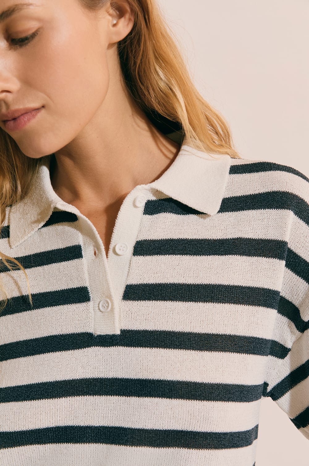 T-shirt manches courtes &agrave; rayures;${refinementColor}