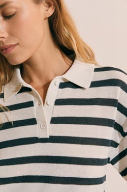 T-shirt manches courtes &agrave; rayures;${refinementColor}