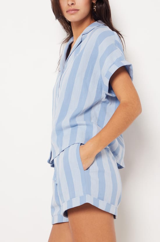 Short de pyjama à rayures;${refinementColor}