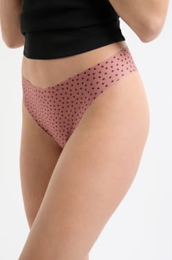 Tanga en microfibre sans couture à motifs coeurs;${refinementColor}