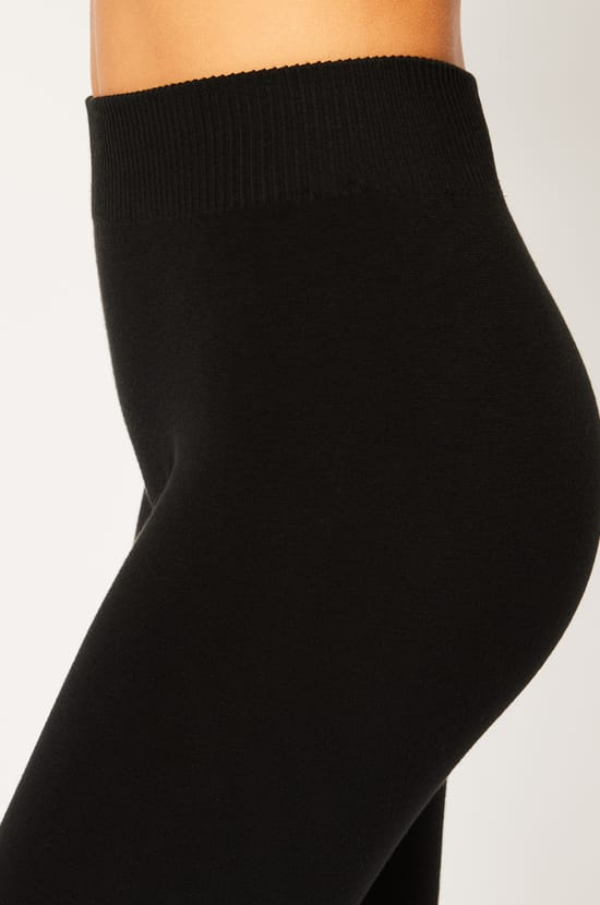 Thermal Material Leggings;${refinementColor}