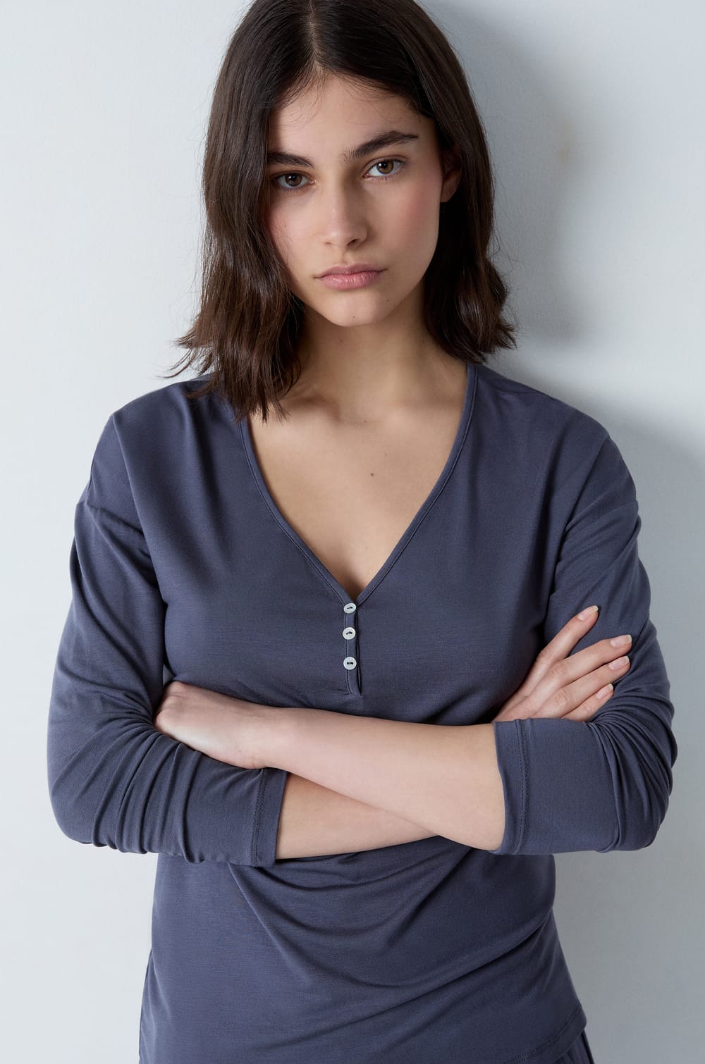  Top liso de manga larga;${refinementColor}