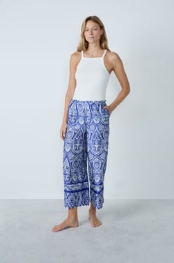 Printed satin pyjama trousers;${refinementColor}