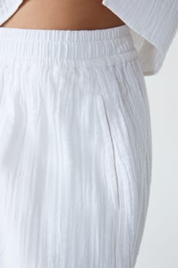 Short de pyjama en coton broderie dos;${refinementColor}