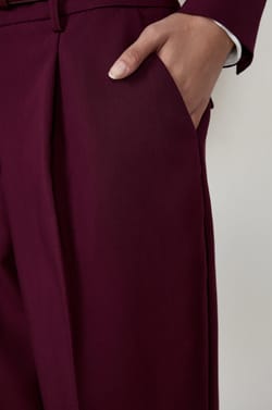 Pantalon coupe carotte;${refinementColor}