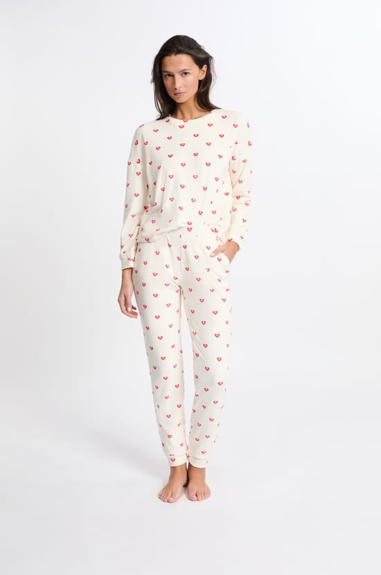 Pijama de 2 piezas con estampado de corazones;${refinementColor}
