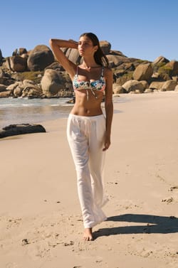 Pantalon fluide &eacute;lastiqu&eacute; ;${refinementColor}