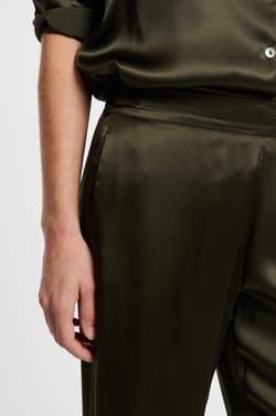 Pantalon de pyjama en soie;${refinementColor}