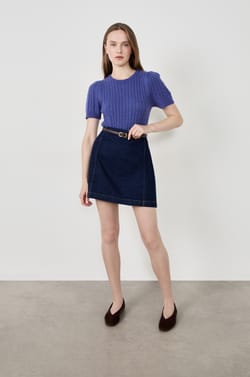 Pull manches courtes;${refinementColor}