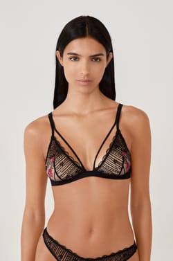 Soutien-gorge triangle avec broderie;${refinementColor}