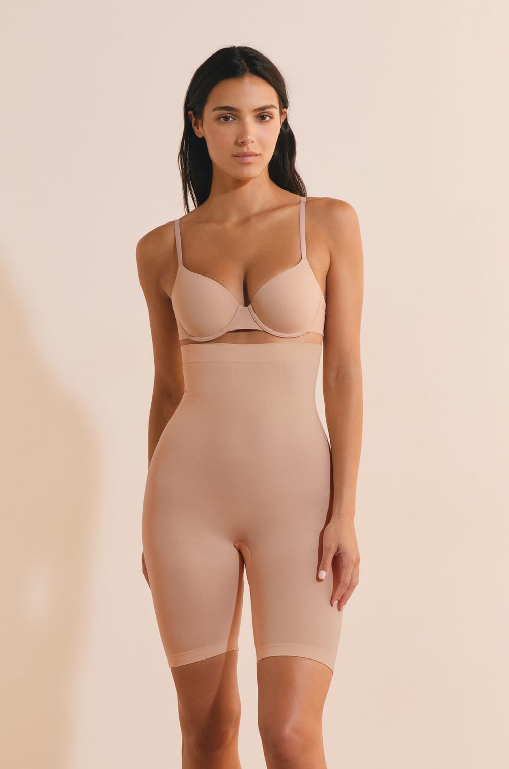 Panty sculptant taille haute;${refinementColor}